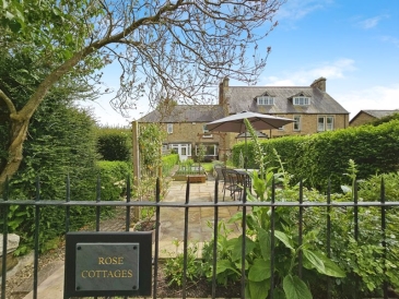 Rose Cottages, Wylam