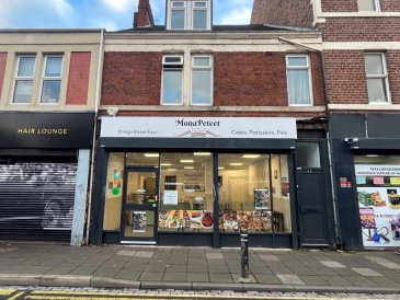 Monapeteet Cake Shop, 33 High Street East, Wallsend